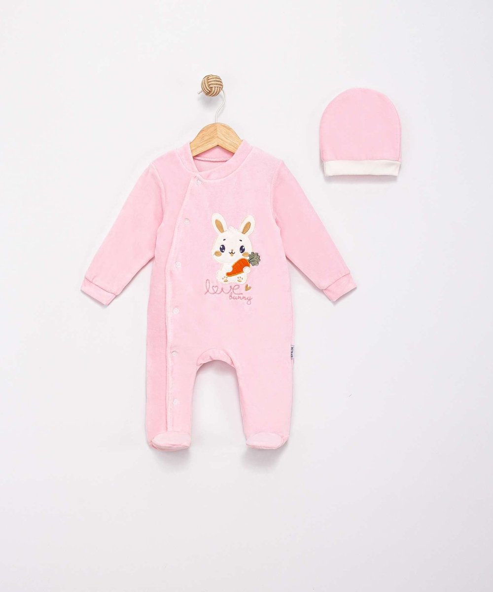 Grenouillère Bébé Fille avec Bonnet – Rose avec Motif Lapin – Image 2